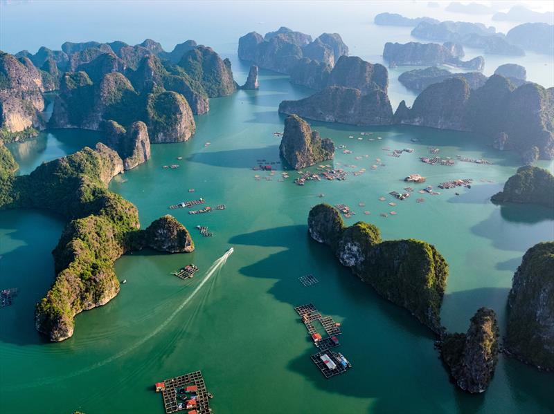 HÀ NỘI - BÁI ĐÍNH - TRÀNG AN - HẠ LONG - YÊN TỬ - CHÙA HƯƠNG