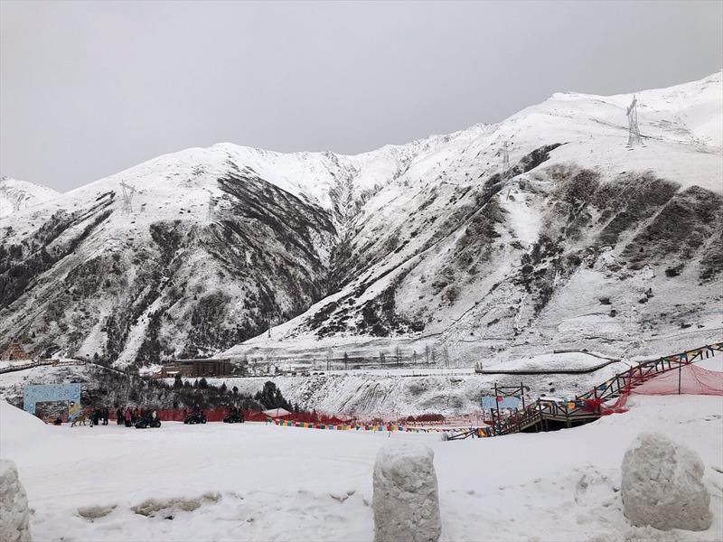 TRUNG HOA | TRÙNG KHÁNH - THÀNH ĐÔ - CỬU TRẠI CÂU - TRƯỢT TUYẾT ĐẲNG CẤP - Hàng không: Air China (CA)