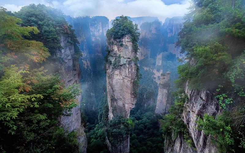 TRUNG HOA TRƯƠNG GIA GIỚI – ĐẠI HIỆP CỐC PHƯỢNG HOÀNG CỔ TRẤN 5N4D